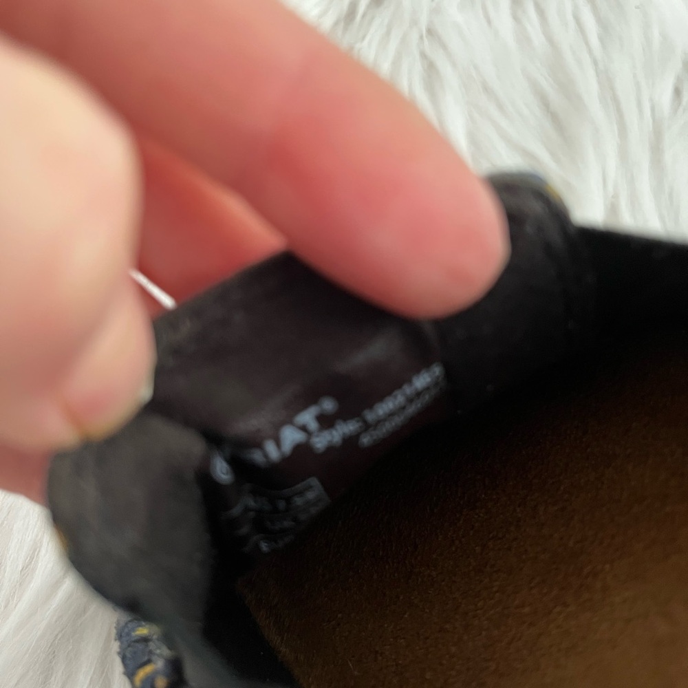 Ariat Cruiser Slip-ons - Picture 8 of 8